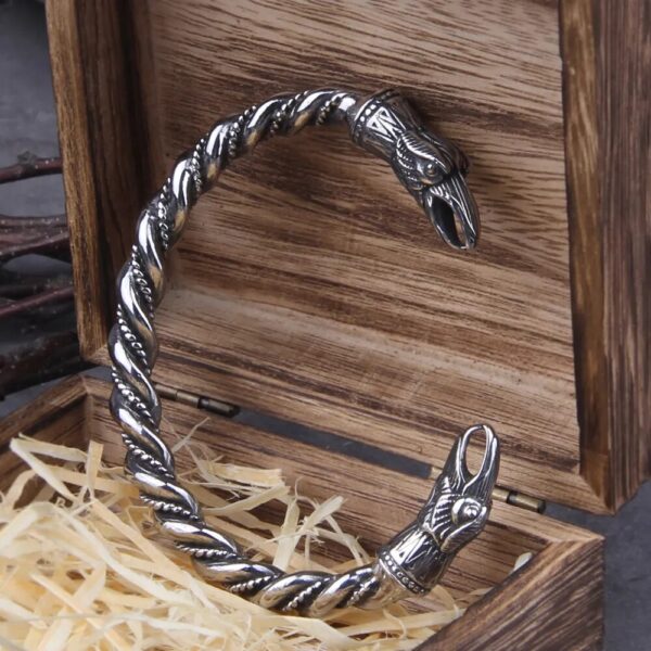 pulsera cuervo vikingo
