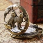 reloj antiguo lobo