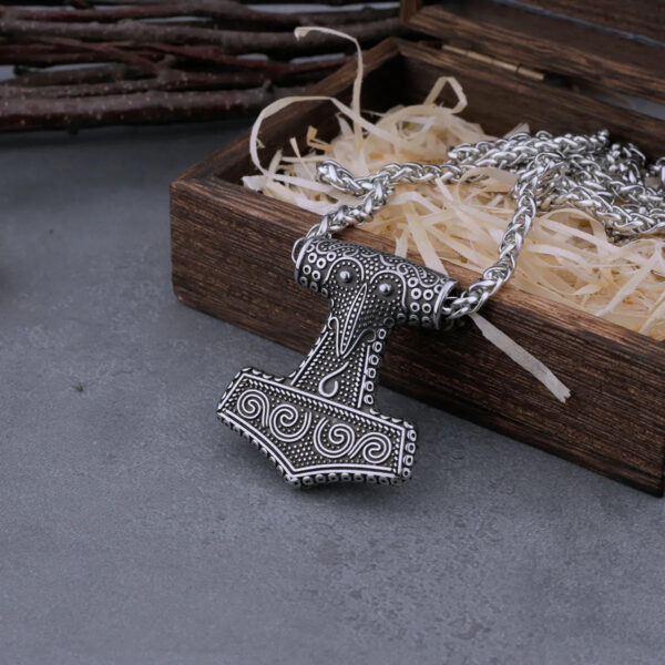 collar mjolnir thor