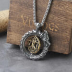 collar ouroboros arbol