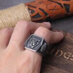 anillo vikingo valknut