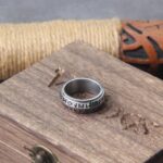 anillo hombre runas vikingas plata