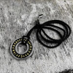 collar nordico runas vikingo