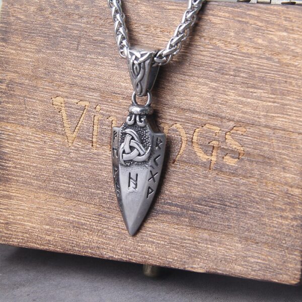 colgante vikingo punta flecha