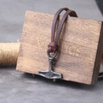 colgante mjolnir