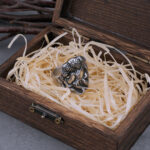 anillo acero arbol
