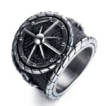 anillo vikingo brujula