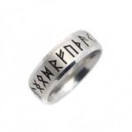 anillo runas vikingas