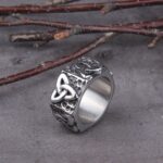 Anillo Triquetas