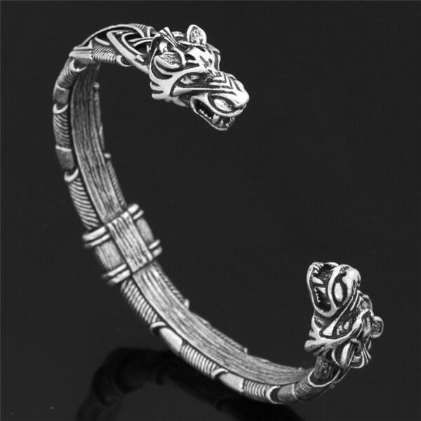 brazalete celta