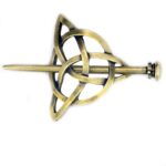 Broche Triqueta
