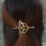 Broche Triqueta Oro