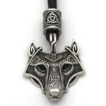 collar lobo vikingo