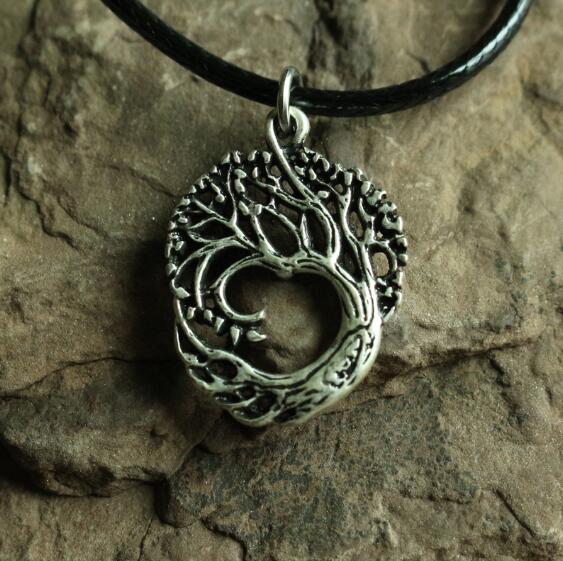 Collar Árbol de la Vida Antiguo