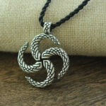 Collar Cruz Fylfot