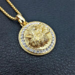 colgante lobo oro