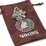 colgante vikingo dragon