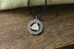 Collar Valknut