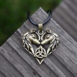 collar vikingo