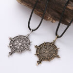 collar vegvisir brujula