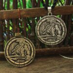 Collar de guerreros vikingos