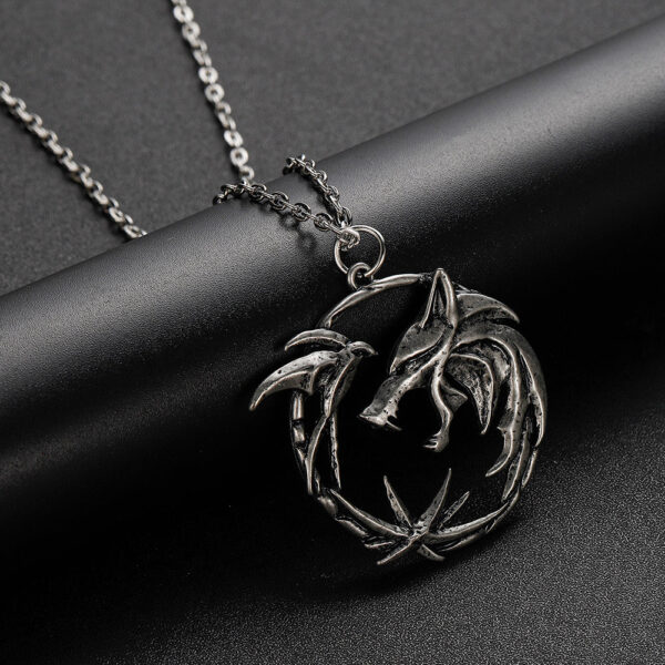 collar lobo the witcher