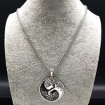 colgante yggdrasil yin y yang