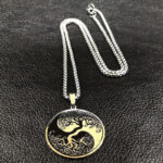 collar yggdrasil yin y yang