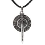 Collar de espada futhark
