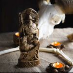 estatua de odin nordica