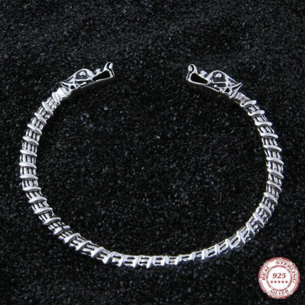 pulsera lobo