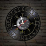 reloj de pared vegvisir amarillo