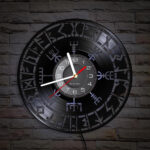 reloj de pared vegvisir negro